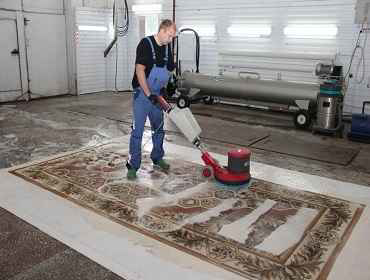 راهنمای انتخاب بهترین قالیشویی جهت جلوگیری از آسیب رسیدن به فرش